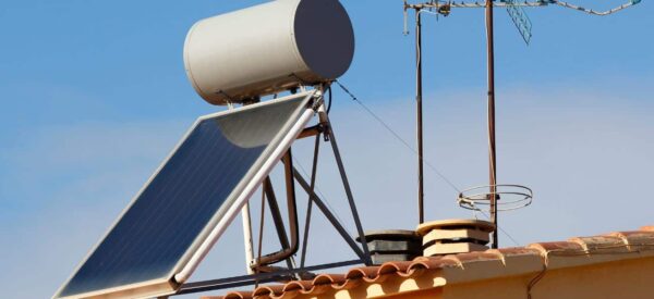 Solar Hot water (1400 × 600 px) (1)