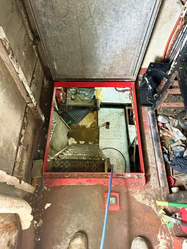 Flooded boat due to a burst pipe
